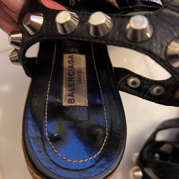 Balenciaga black leather sandals with studs - Picture 3 of 7